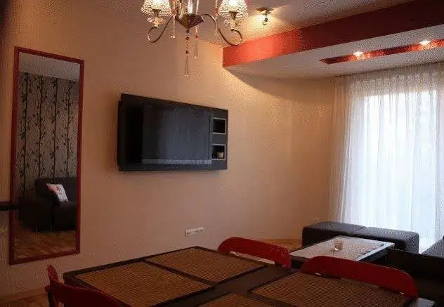 Apartament Malinowy 