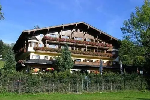 Alpenhotel Kitzbuhel am Schwarzsee