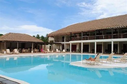 Bluewater Panglao Beach Resort 