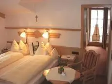 Habachklause Baby- und Kinderhotel Bauernhof Resort 