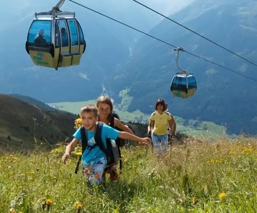 Habachklause Baby- und Kinderhotel Bauernhof Resort 