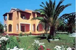 Yiannis Apartments Complex 