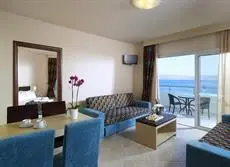 Molos Bay Hotel 