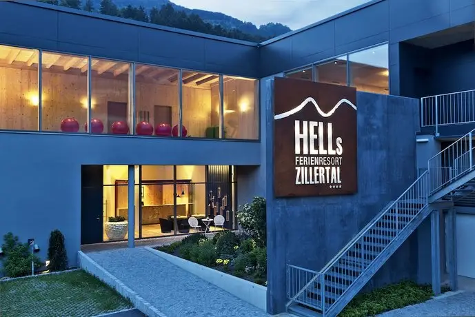 Hell's Ferienresort Zillertal 