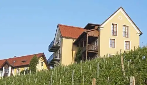 Sattlerhof Geniesserhotel & Weingut 