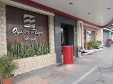 Oyster Plaza Hotel 