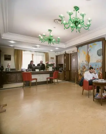 Artemis Hotel