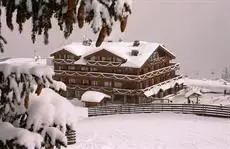 Grand Hotel au Rond Point des Pistes 