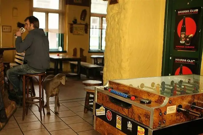 Cuba Bar & Hostel