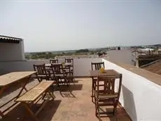 Evora Terrace Hostel 