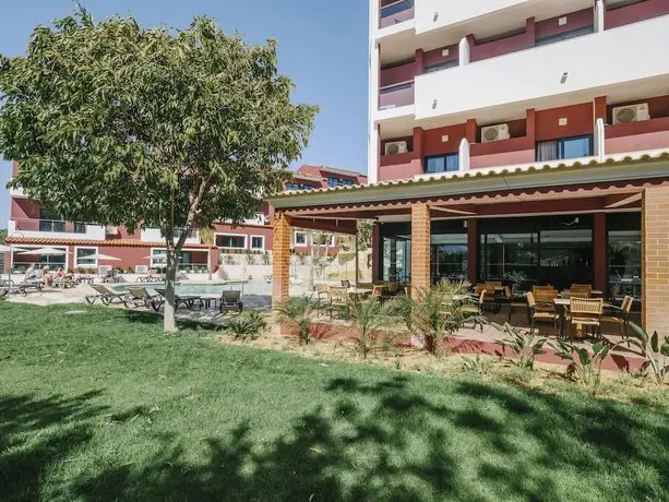 Topazio Mar Beach Hotel & Apartments 