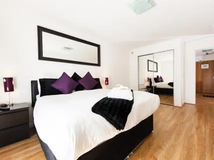 Westport Serviced Apartments 