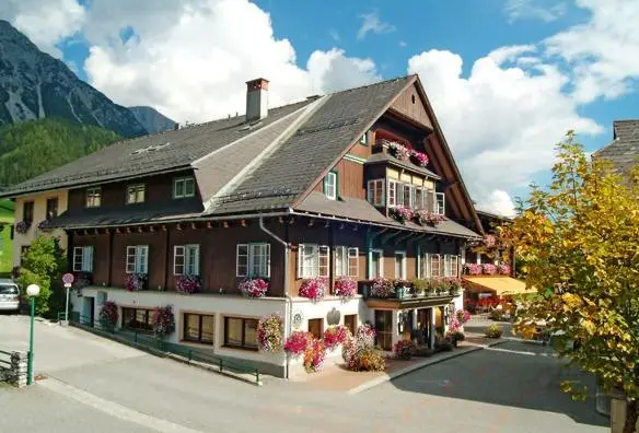 Hotel Pehab-Kirchenwirt