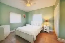 Hollywood Beachside Boutique Suite 