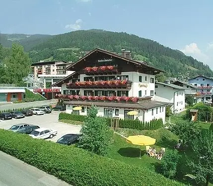 Hotel Pension Hubertus Zell am See