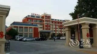 Dongdu Hotel 