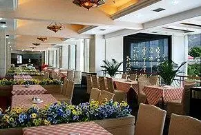 Taishan International Hotel 