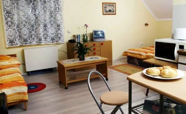 Rozsa Apartman 