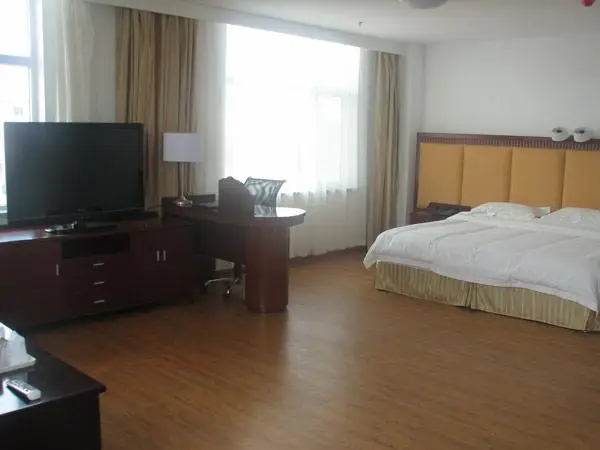 Dong Shan Hotel 