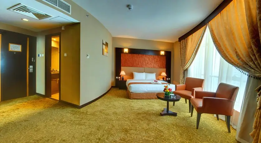 Aryana Hotel 