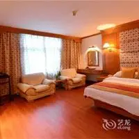 Baodao Exhibition Center Hotel 