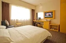 Yichang Golden Lion Hotel 