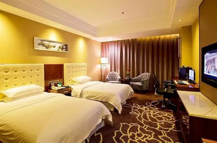 Yichang Golden Lion Hotel 