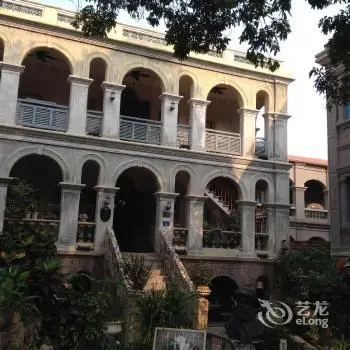 Hualang Hostel 