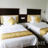 Xinglei Bay Spring Hotel 