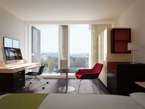 DoubleTree by Hilton Amsterdam Centraal Station 