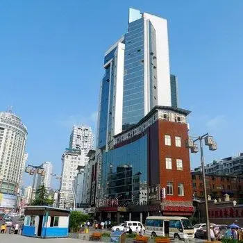 Pingfeng Hotel