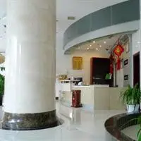 Pingfeng Hotel 