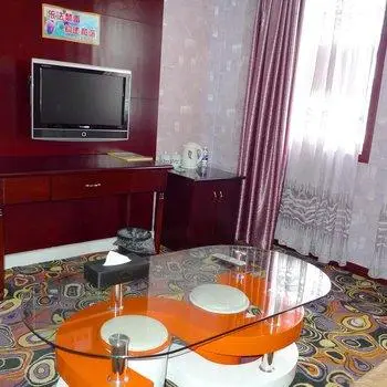 Pingfeng Hotel 