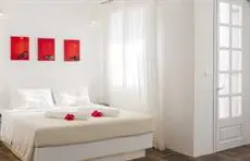 Scorpios Hotel & Suites 