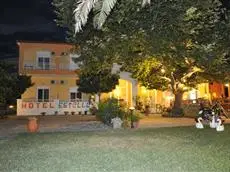 Estelle Hotel 