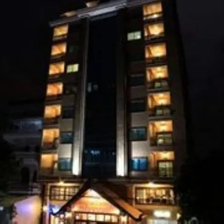 Cardamom Hotel & Apartment 