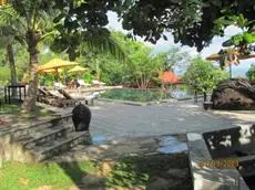 Pagoda Rocks Boutique Resort 