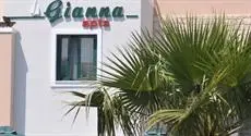 Gianna Apartments 