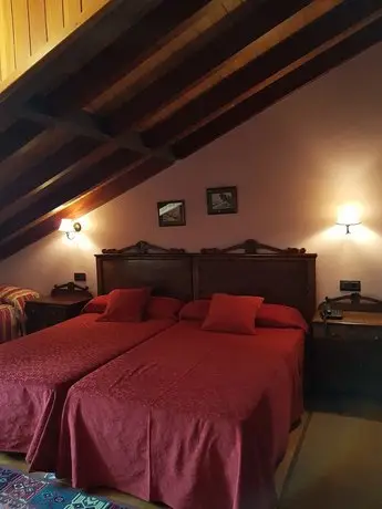 Hotel Casona De Tresali 