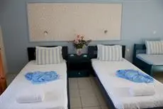 Kavos Psarou Studios & Apartments 