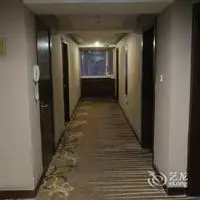 Post Hotel Dalian 