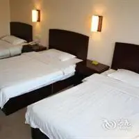 Post Hotel Dalian 