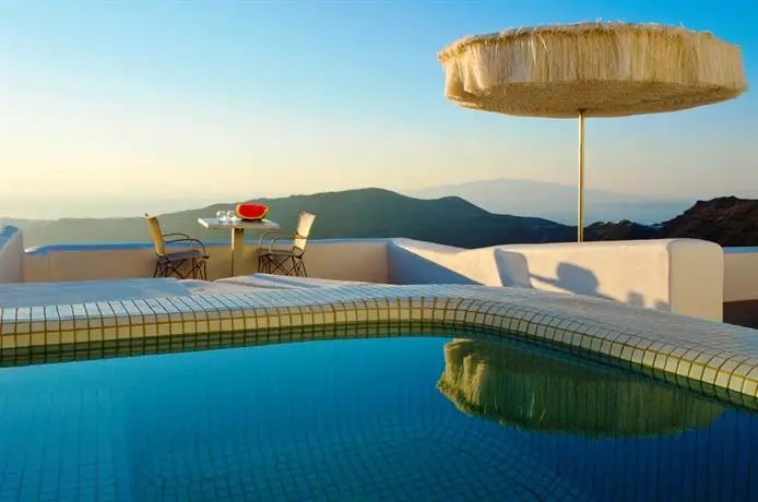 White Santorini Suites & Spa 