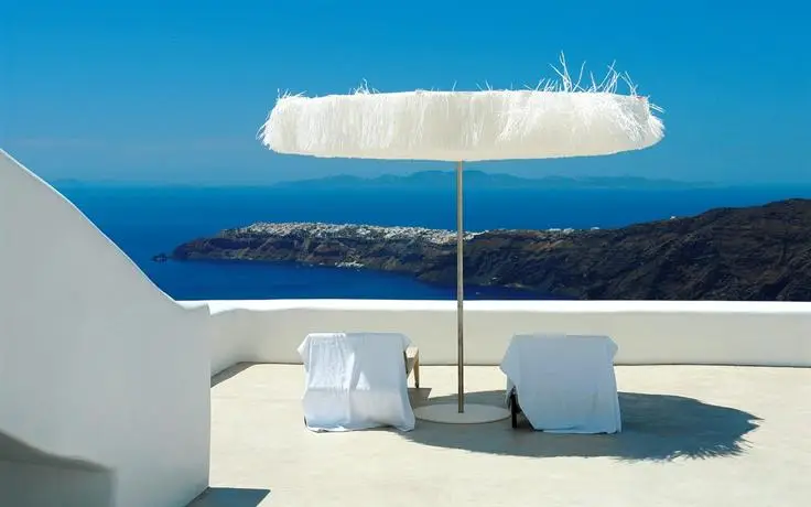 White Santorini Suites & Spa 