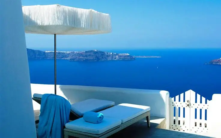 White Santorini Suites & Spa 