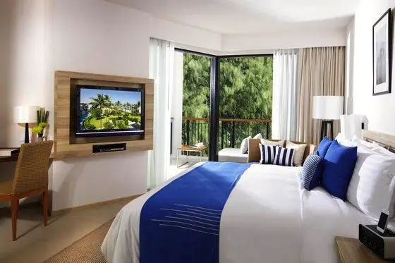 Holiday Inn Resort Phuket Mai Khao Beach 