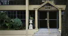 Cezanne Plaza Apart Hotel 