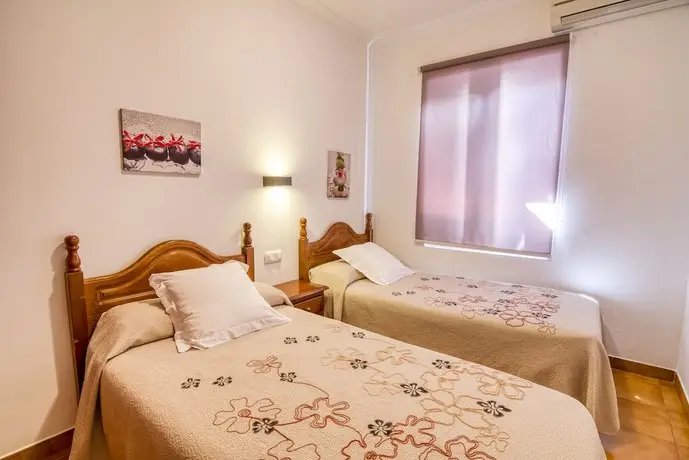 Hostal La Isla Mahon 