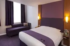 Premier Inn Swansea Waterfront 