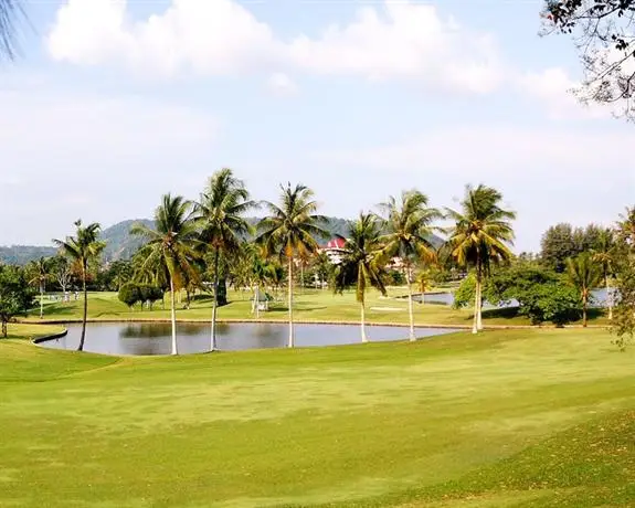 The Green Golf Residence Condominium